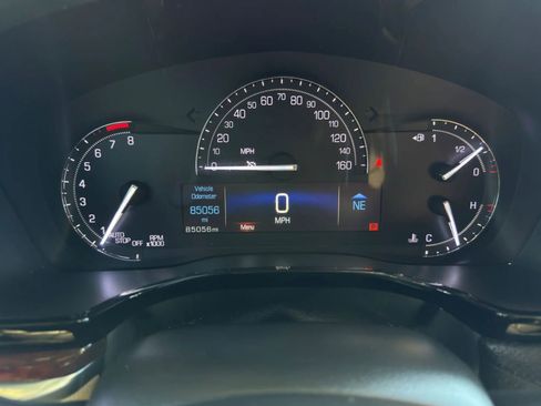Used 2017 Cadillac XT5 Premium Luxury FWD image 19