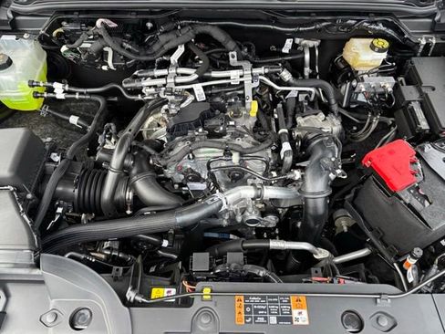 New 2025 Ford Ranger Lariat w/ FX4 Off-Road Package image 25