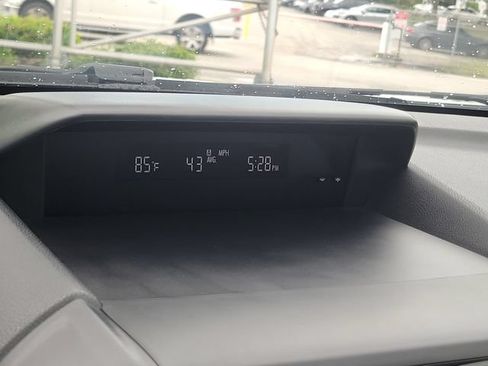 Used 2019 Subaru Crosstrek 2.0i Premium AWD/4WD image 29