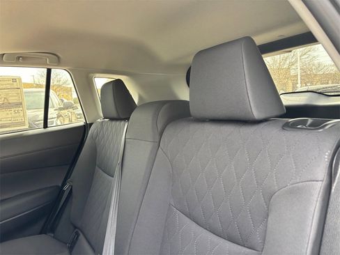 New 2026 Toyota Corolla Cross LE w/ Moonroof Package image 29