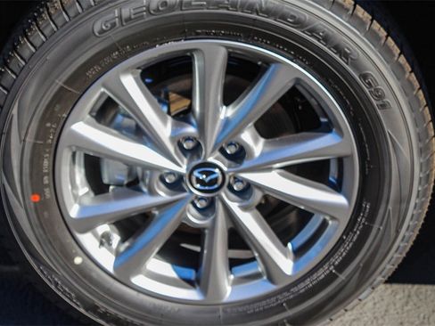 New 2025 MAZDA CX-5 AWD 2.5 S w/ Select Package image 10