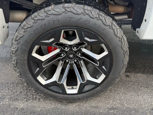 Used 2021 Chevrolet Silverado 1500 RST w/ Convenience Package II image 23