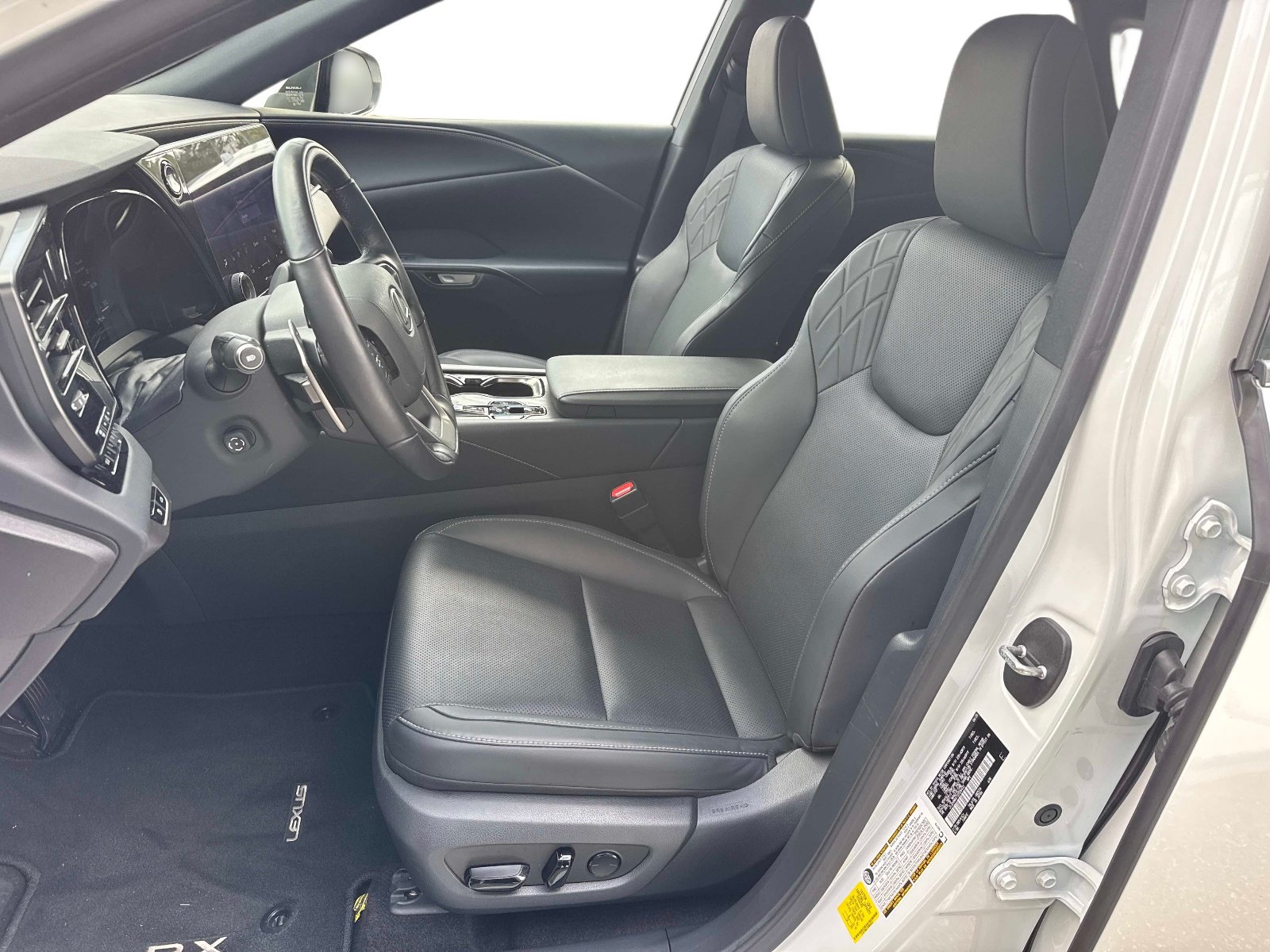 Used 2025 Lexus RX 350 Premium w/ Accessory Package (Z1) FWD image 22