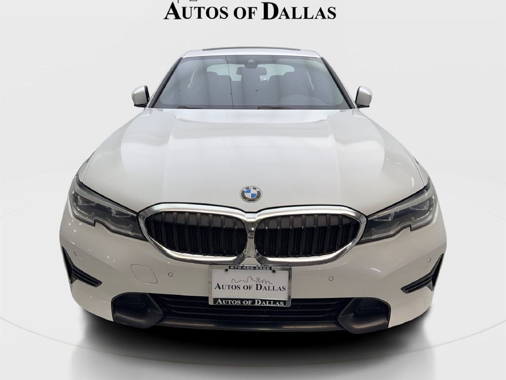 Used 2022 BMW 330i Sedan w/ Driving Assistance Package RWD image 4