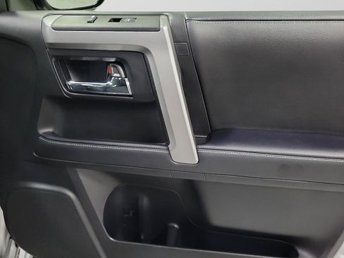 Certified 2024 Toyota 4Runner Limited AWD/4WD image 16