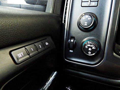 Used 2015 Chevrolet Silverado 2500 LTZ w/ Duramax Plus Package AWD/4WD image 23