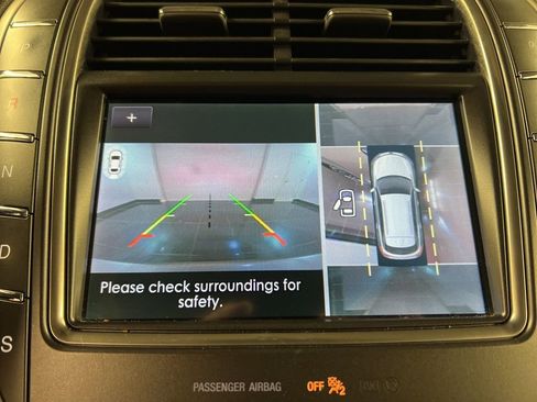 Used 2020 Lincoln Nautilus Reserve w/ Equipment Group 201A AWD/4WD image 9