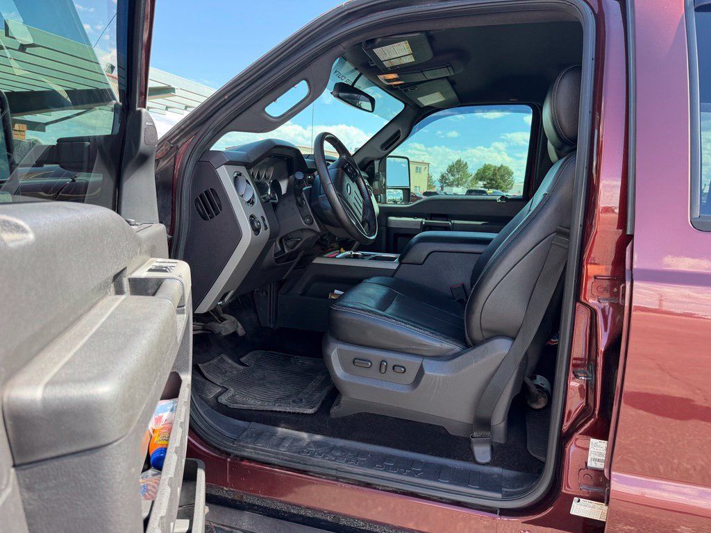 Used 2016 Ford F250 Lariat w/ Lariat Interior Package AWD/4WD image 7