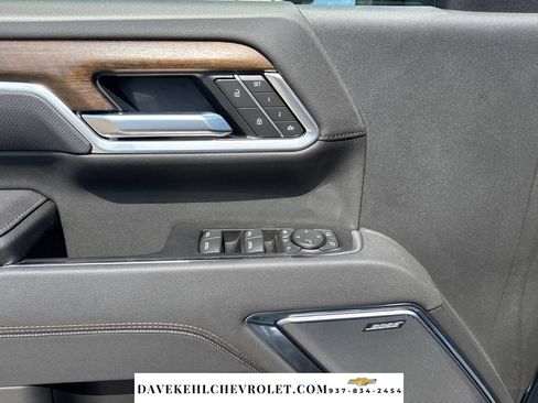 Used 2025 Chevrolet Silverado 3500 High Country w/ High Country Premium Package AWD/4WD image 11