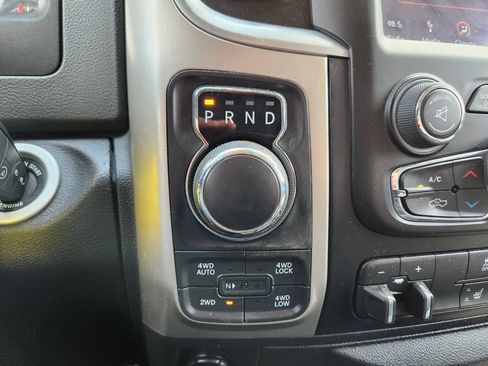 Used 2018 RAM 1500 Big Horn AWD/4WD image 26