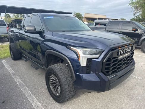 Used 2022 Toyota Tundra SR5 w/ SR5 Convenience Package image 7