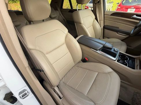 Used 2014 Mercedes-Benz ML 350 4MATIC image 21