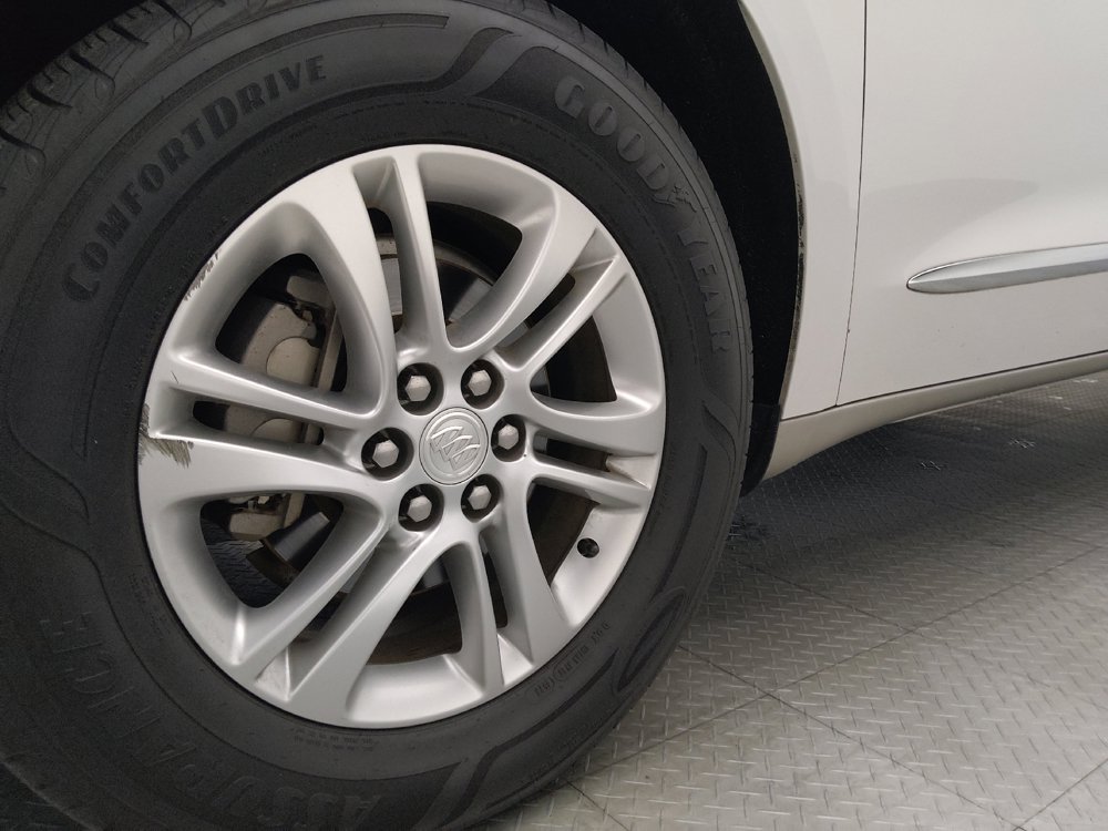 Used 2018 Buick Enclave Premium FWD image 31