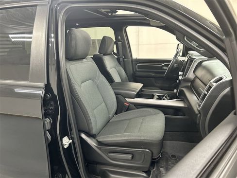 Used 2023 RAM 1500 Big Horn image 24