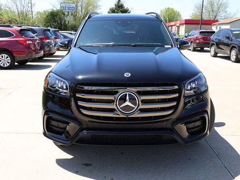 New 2025 Mercedes-Benz GLS 450 4MATIC image 9