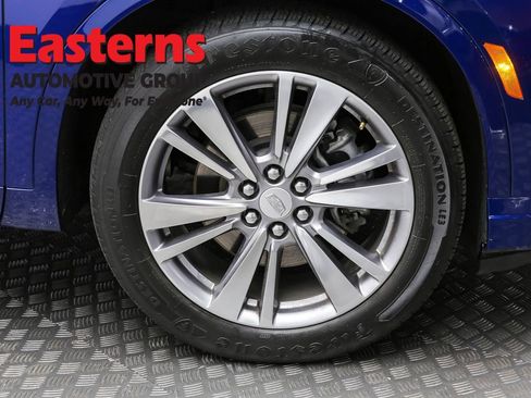 Used 2023 Cadillac XT6 Premium Luxury image 35