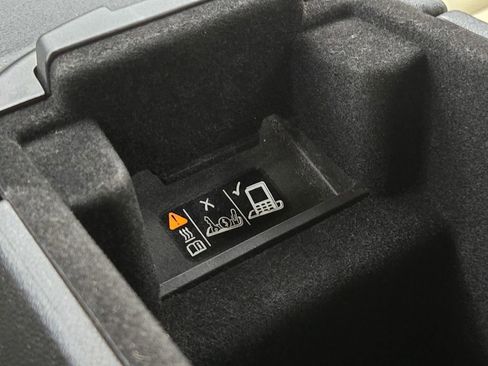 Used 2018 Cadillac XT5 AWD image 6