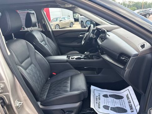 Used 2021 Nissan Rogue Platinum AWD/4WD image 26