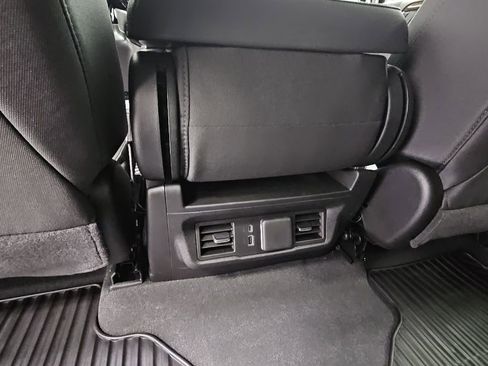 New 2026 GMC Sierra 1500 SLE w/ Preferred Package image 30