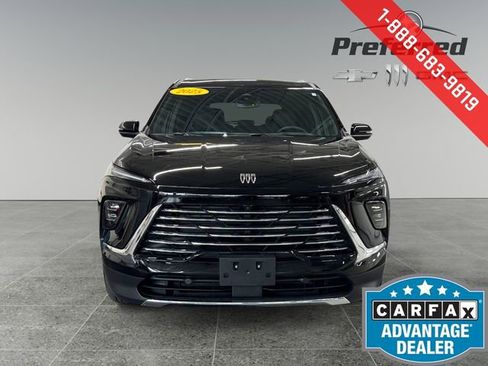 Certified 2025 Buick Enclave Preferred image 12