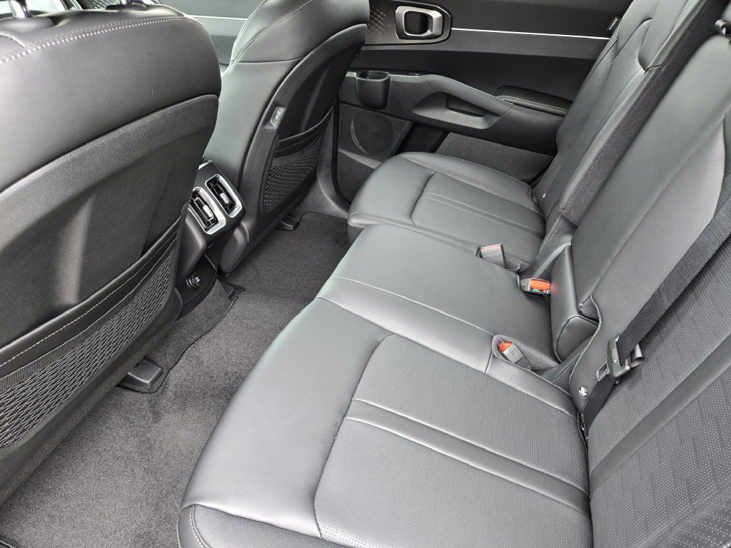 New 2026 Kia Sorento S w/ S Panoramic Sunroof Package AWD/4WD image 20
