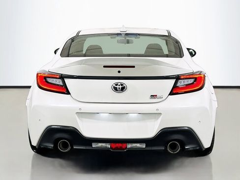 New 2026 Toyota GR86 Premium RWD image 5