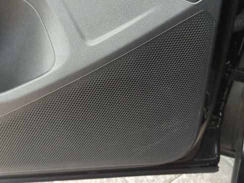 Certified 2025 Volkswagen Tiguan S image 16