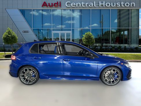 Used 2025 Volkswagen Golf w/ Euro Style Package image 8