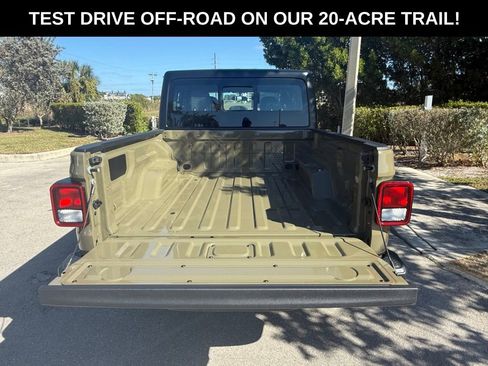 New 2026 Jeep Gladiator Sport image 38