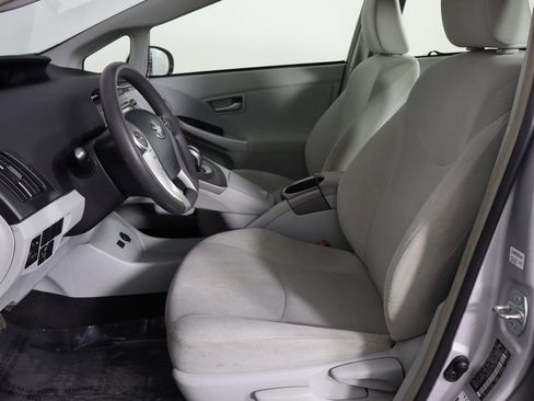 Used 2015 Toyota Prius Two image 16