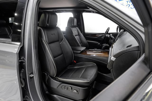Used 2021 Cadillac Escalade ESV Premium Luxury AWD/4WD image 51