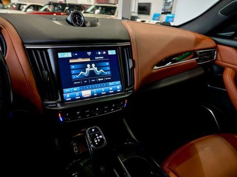 Used 2022 Maserati Levante GT image 34