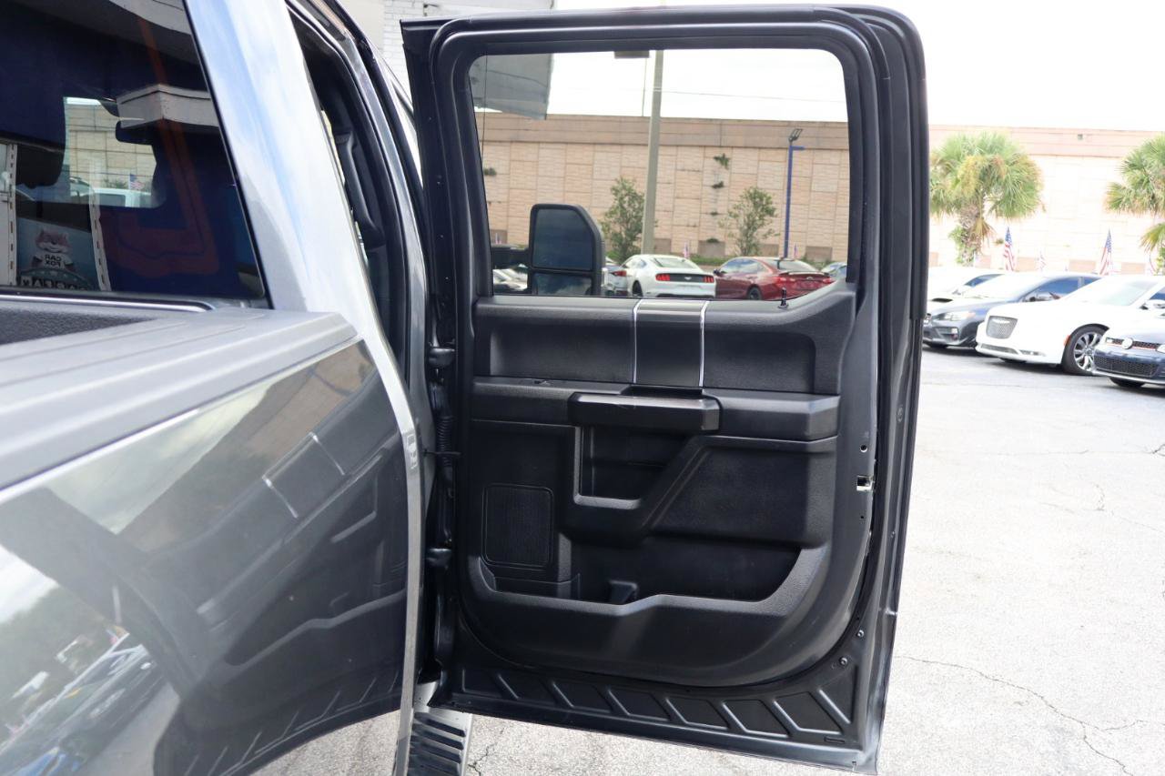 Used 2018 Ford F150 XLT w/ Equipment Group 302A Luxury AWD/4WD image 18