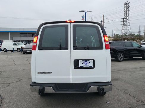 Used 2024 Chevrolet Express 2500 w/ Driver Convenience Package RWD image 27