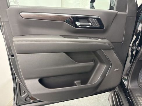 New 2026 Chevrolet Tahoe Premier AWD/4WD image 21