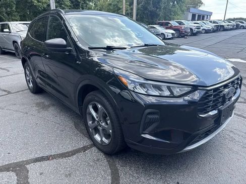 Used 2024 Ford Escape ST-Line w/ Tech Pack #1 AWD/4WD image 5