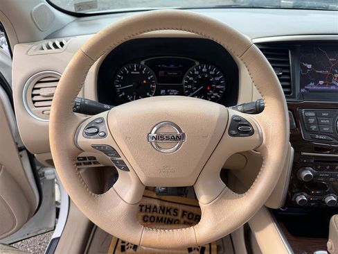 Used 2013 Nissan Pathfinder Platinum image 30