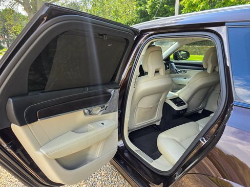 Used 2017 Volvo V90 T6 Cross Country AWD/4WD image 21
