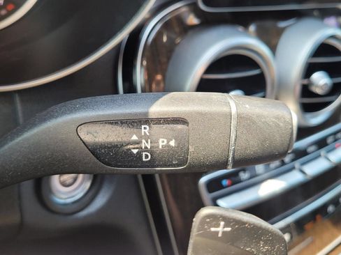 Used 2020 Mercedes-Benz GLC 300 image 31