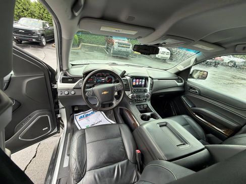 Used 2018 Chevrolet Suburban LT AWD/4WD image 24