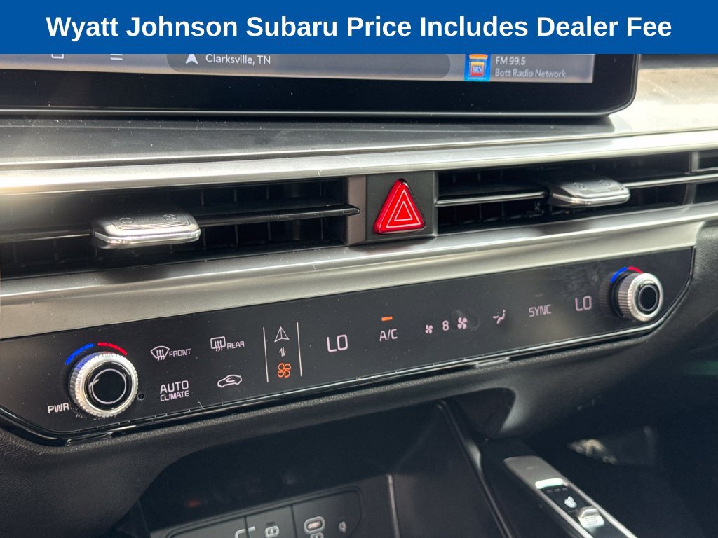 Used 2025 Kia Sorento S FWD image 25