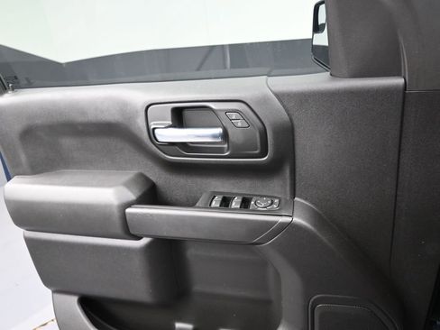 Used 2022 Chevrolet Silverado 1500 Custom w/ Safety Confidence Package image 11