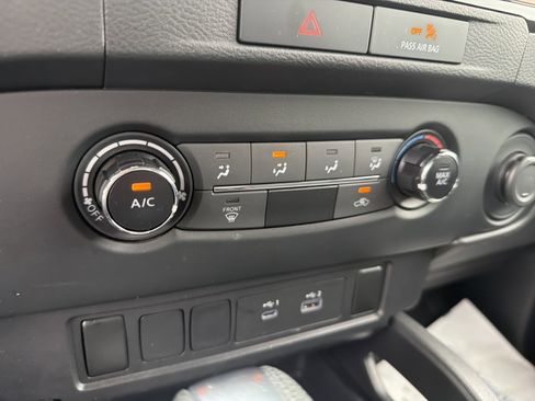 Used 2022 Nissan Frontier S RWD image 18