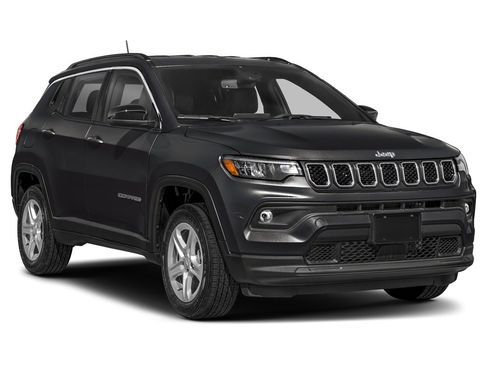 New 2025 Jeep Compass Latitude w/ Sun & Sound Group image 7