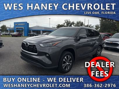 Used 2022 Toyota Highlander XLE