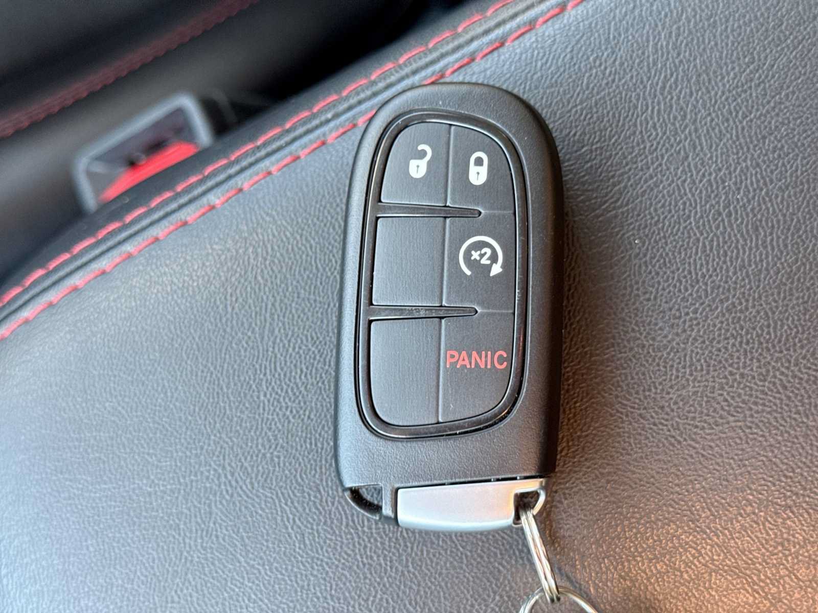 Used 2019 Jeep Cherokee Trailhawk w/ Cold Weather Group AWD/4WD image 33