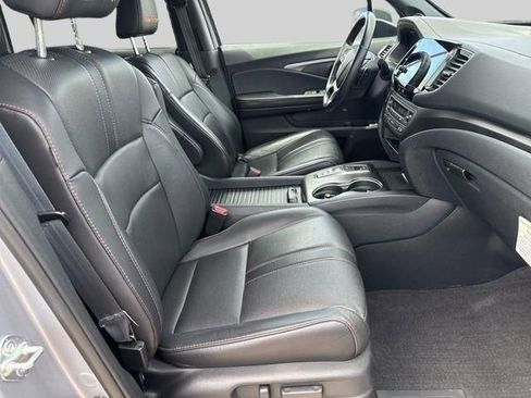Certified 2023 Honda Passport TrailSport image 19