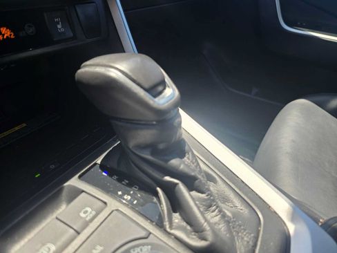 Used 2021 Toyota RAV4 XSE AWD/4WD image 33