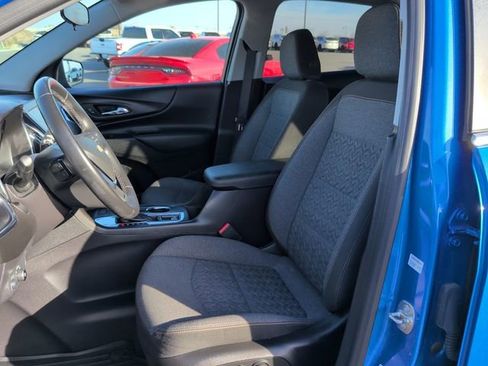 Used 2024 Chevrolet Equinox LT FWD image 11