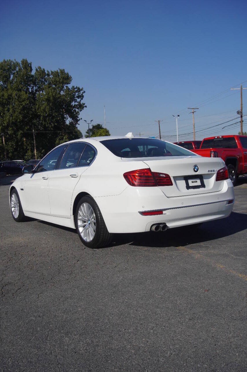 Used 2016 BMW 528i Sedan RWD image 3